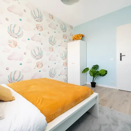 Kopcinskiego Residence - Apartamenty Z Parkingiem I Dwoma Lazienkami Лодзь Екстер'єр фото