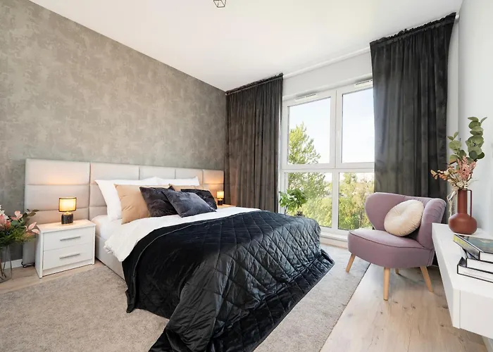 Kopcinskiego Residence - Apartamenty Z Parkingiem I Dwoma Lazienkami