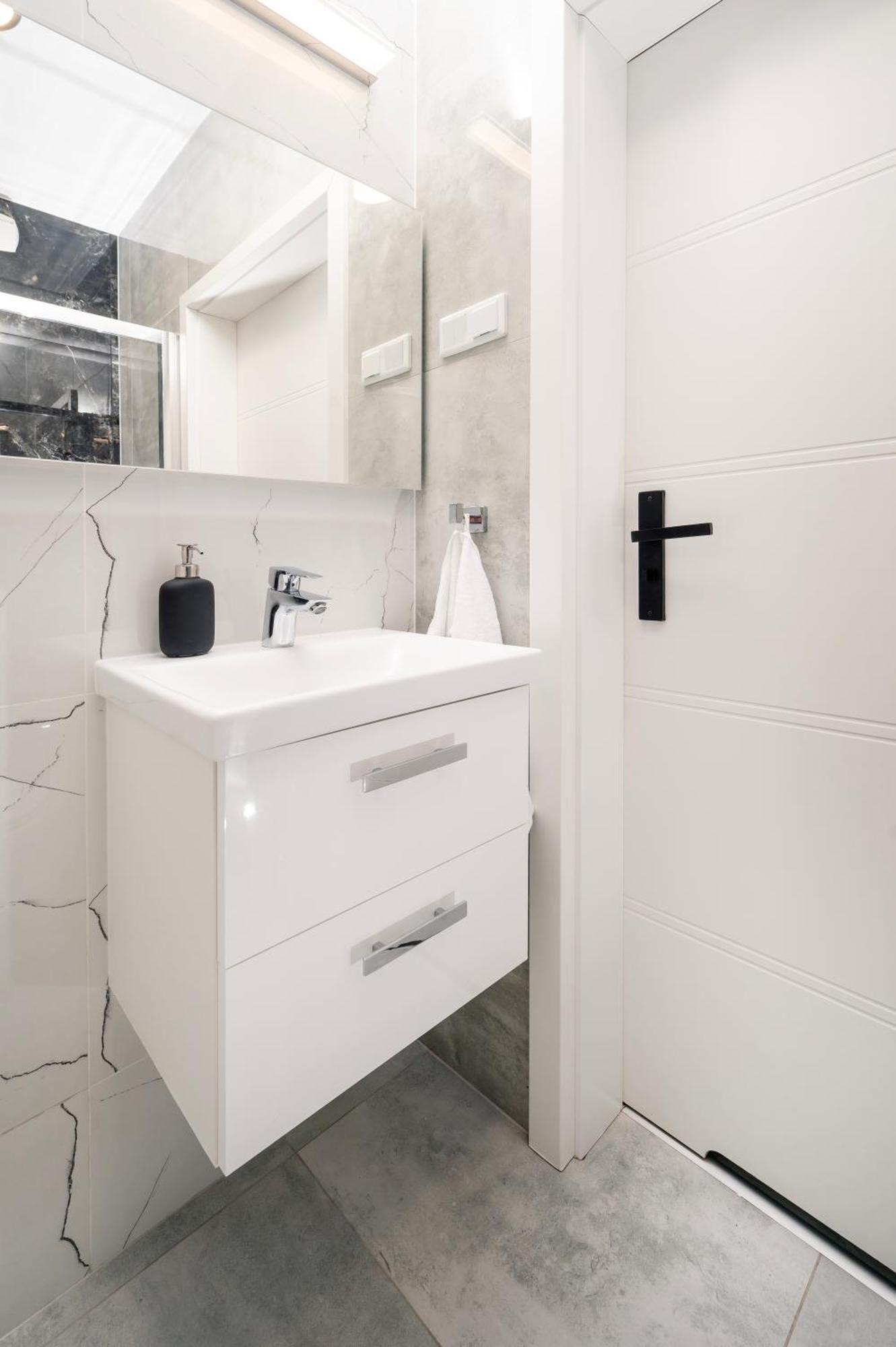 Apartment Kopcinskiego - Z Parkingiem I Dwoma Lazienkami Łódź